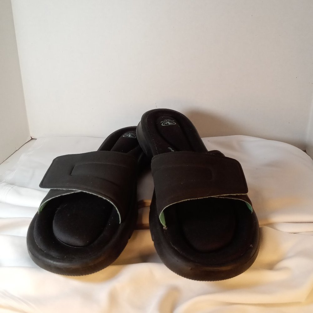 Athletic Works Sandals Mens Size 9/10